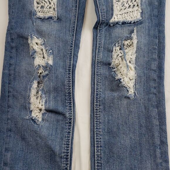 Hippie Laundry White Lace Distressed Blue Jeans - Picture 9 of 16